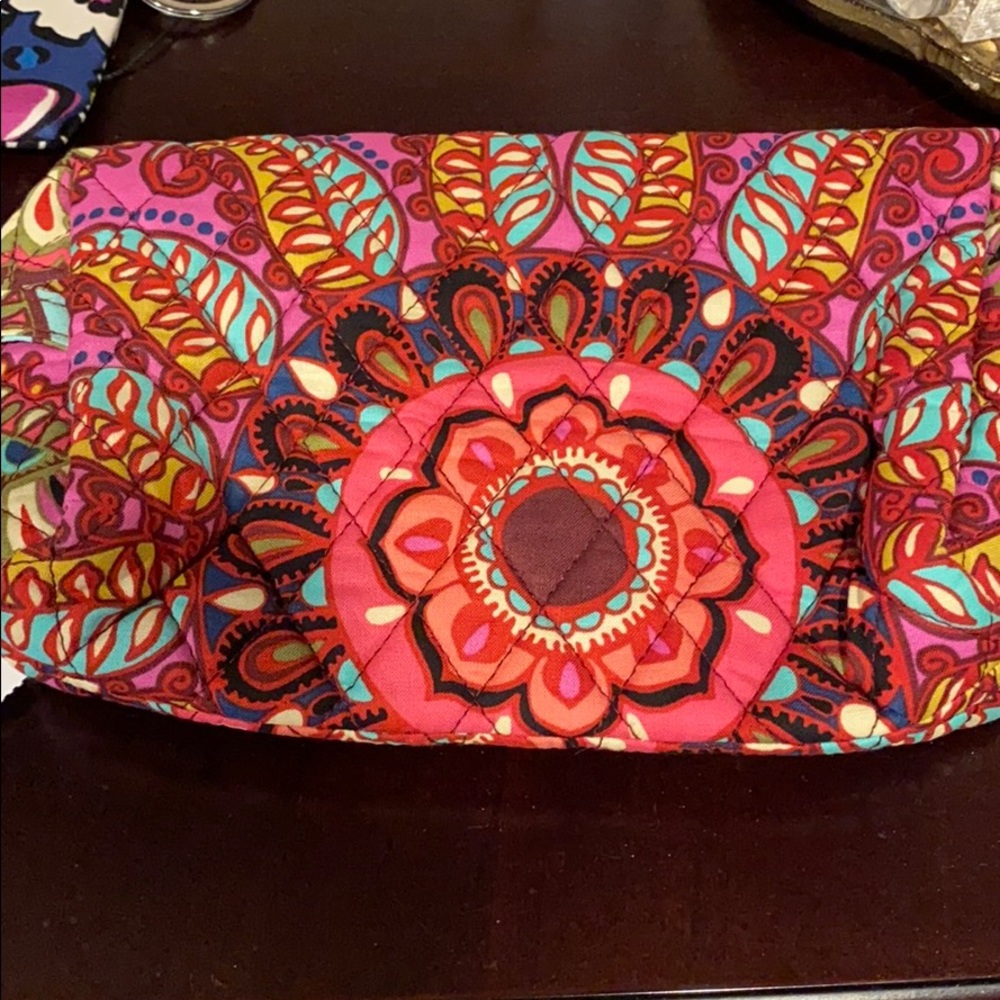 Vera Bradley medium cosmetic case